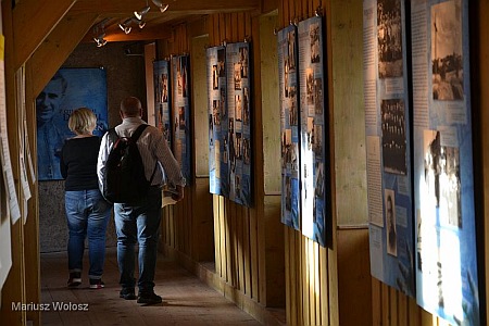 Poniżej prezentujemy zdjęcia i film video z uroczystości w Muzeum Polskim w Rappeswilu (Szwajcaria) W dniu 22 listopada 2014 r. (sobota) o godz. 13:30 w Muzeum Polskim w Rapperswilu (Szwajcaria) […]